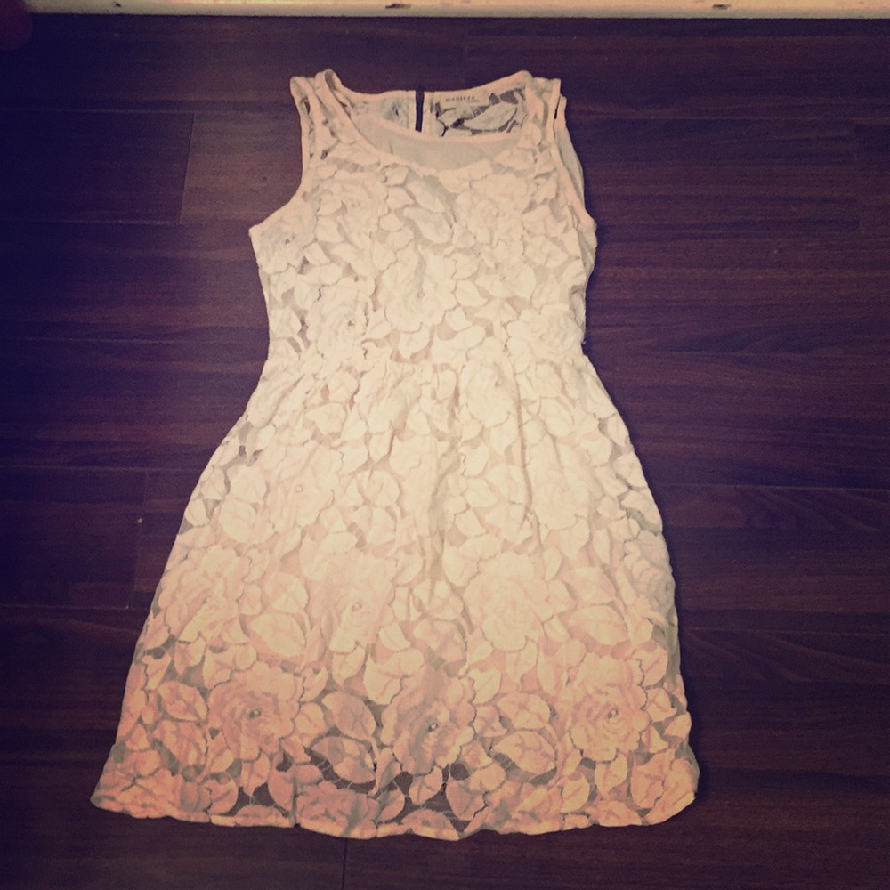 A really cute short rose dress for juniors